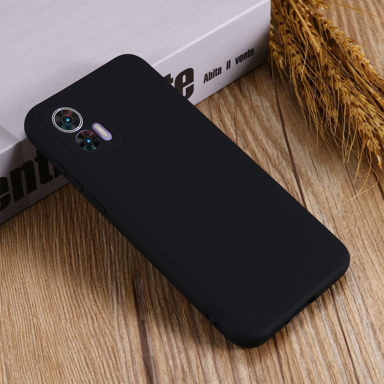 For Motorola Edge 30 Lite 5G / 30 Neo 5G Pure Color Liquid Silicone Shockproof Phone Case(Black) by buy2fix