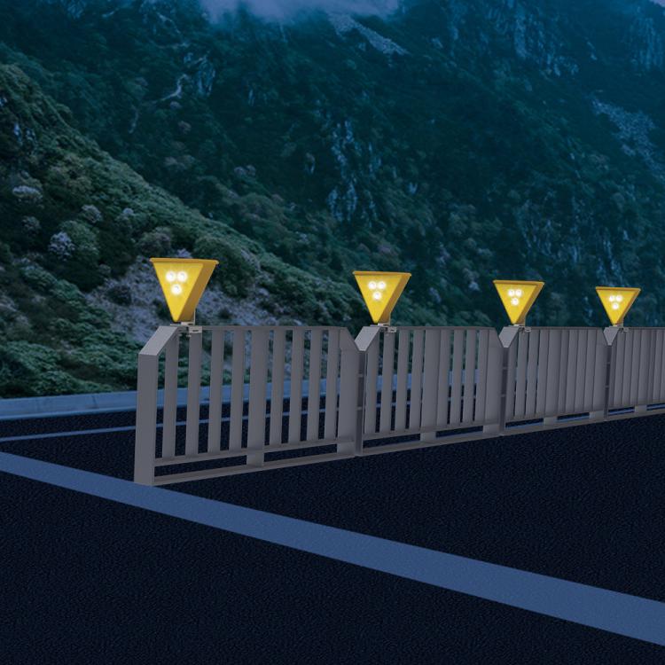 C2A Solar Flash LED Strobe Warning Light(Yellow Light) - Warning Lights by buy2fix | Online Shopping UK | buy2fix