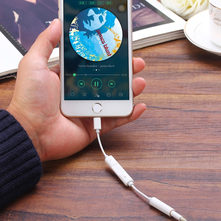 MH020 8 Pin to 3.5mm Headphone Jack Adapter Support Self-timer / Song / Line Control (White) by buy2fix