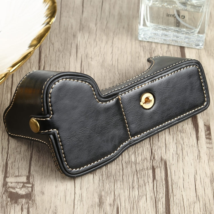 1/4 inch Thread PU Leather Camera Half Case Base for Sony ILCE-7RM4 / A7RM4 / A7R IV (Black) by buy2fix