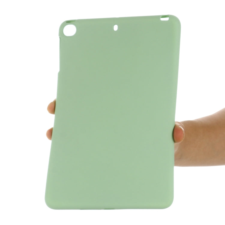 Solid Color Liquid Silicone Dropproof Full Coverage Protective Case For iPad mini 5 / mini 4(Green) by buy2fix