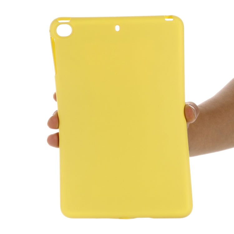 Solid Color Liquid Silicone Dropproof Full Coverage Protective Case For iPad mini 5 / mini 4(Yellow) by buy2fix
