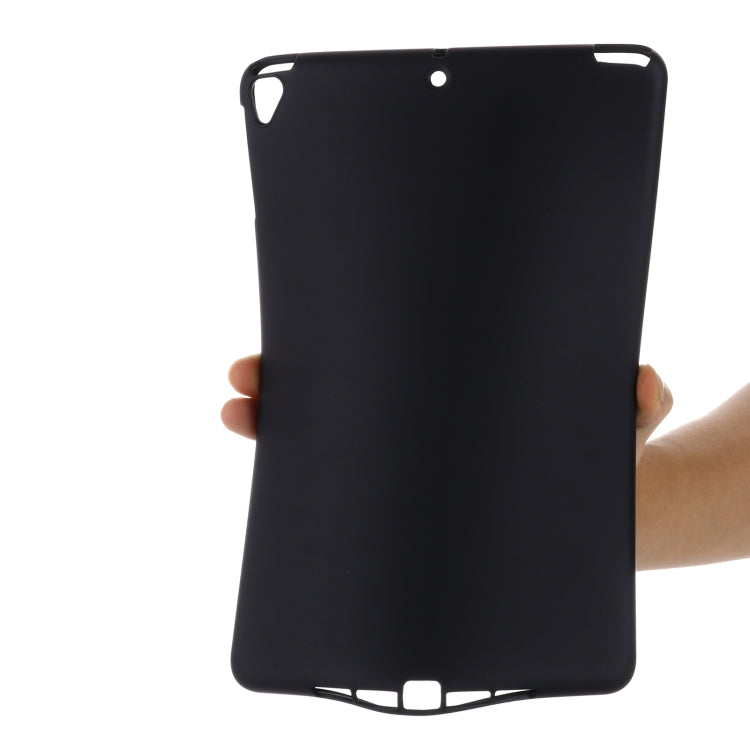 Solid Color Liquid Silicone Dropproof Full Coverage Protective Case For iPad Air / 9.7 2017 / 9.7 2018 / Pro 9.7(Black) by buy2fix