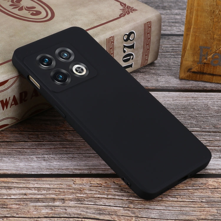 For OnePlus 10 Pro Pure Color Liquid Silicone Shockproof Phone Case(Black) by buy2fix
