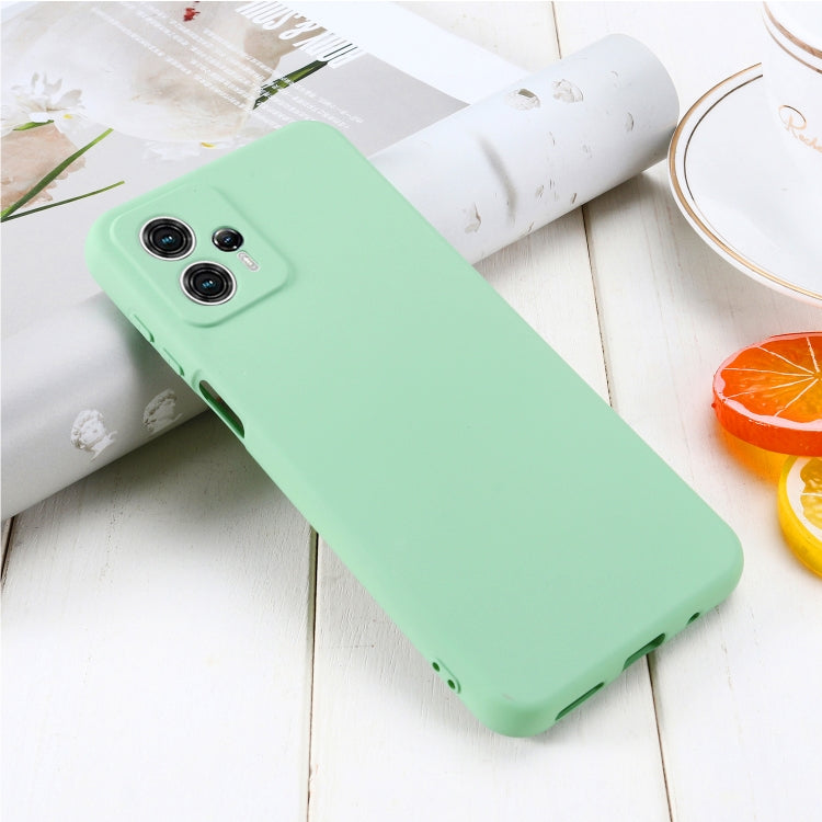 For Motorola Moto G13 / G23 Pure Color Liquid Silicone Shockproof Phone Case(Green) by buy2fix