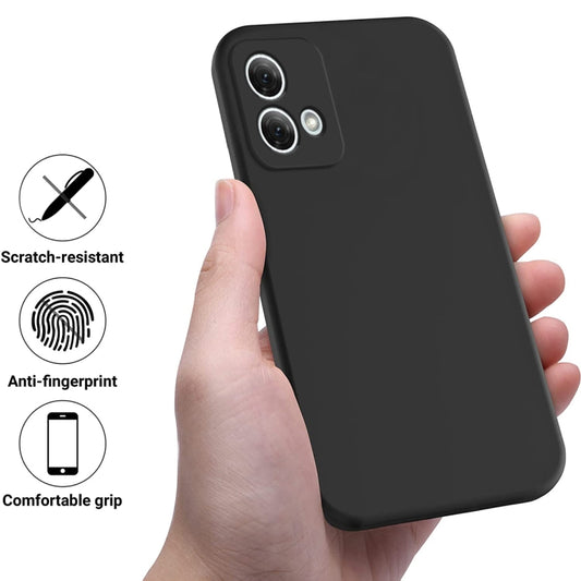 For Motorola Moto G84 5G Solid Color Liquid Silicone Dropproof Full Coverage Phone Case(Black) by buy2fix