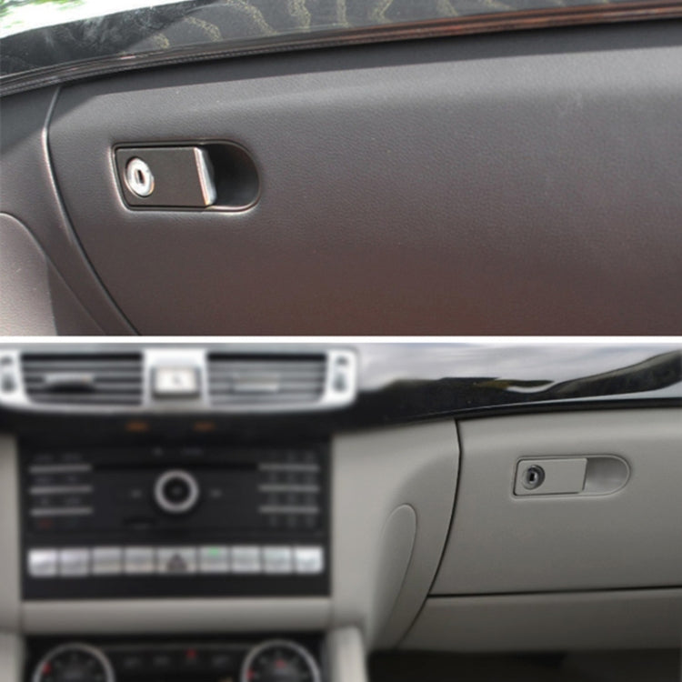 For Mercedes-Benz W218 / CLS300 / 320 / 350 / 400 Car Glove Box Handle Switch 21868000913D90(Black Currant) by buy2fix