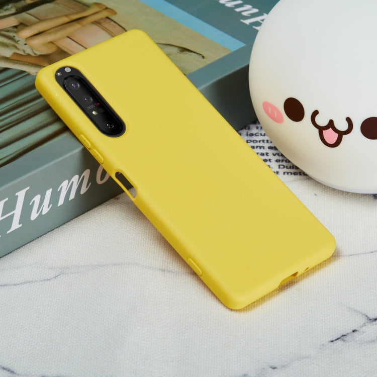 For Sony Xperia 5 Plus / Xperia 1 II Solid Color Liquid Silicone Dropproof Full Coverage Protective Case(Yellow) by buy2fix