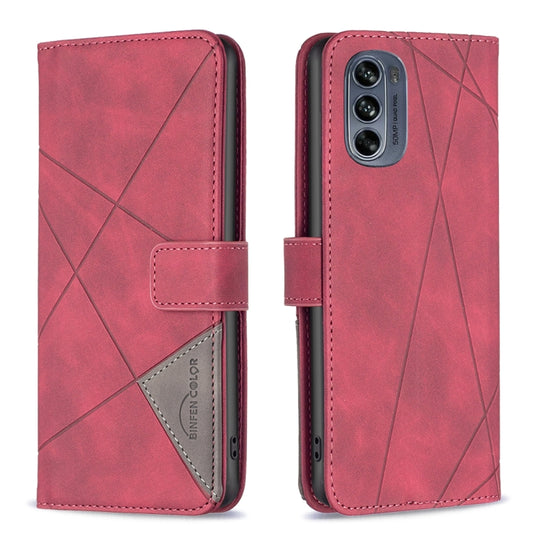 For Motorola Moto G62 Magnetic Buckle Rhombus Texture Leather Phone Case(Red)