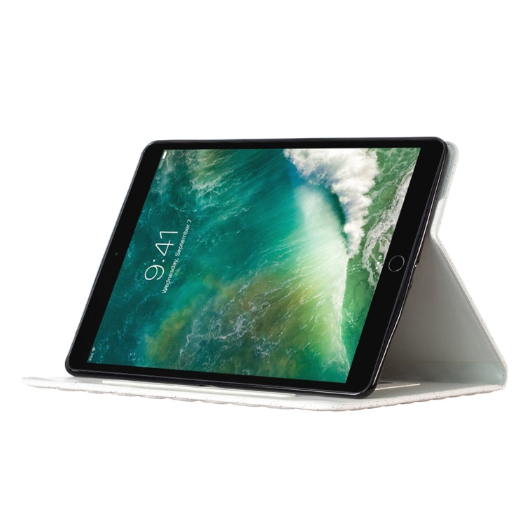 For iPad Pro 10.5 2019 / 10.2 Elegant Rhombic Texture Horizontal Flip Leather Tablet Case(White) - iPad Pro 10.5 inch Cases by buy2fix | Online Shopping UK | buy2fix