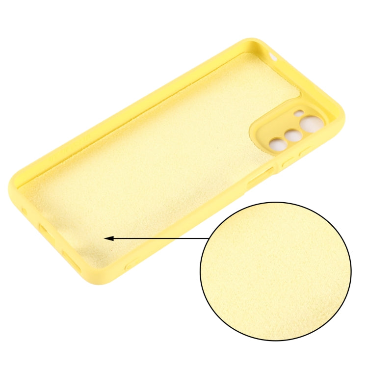 For Motorola Moto E32 4G Pure Color Liquid Silicone Shockproof Phone Case(Yellow) - Motorola Cases by buy2fix | Online Shopping UK | buy2fix