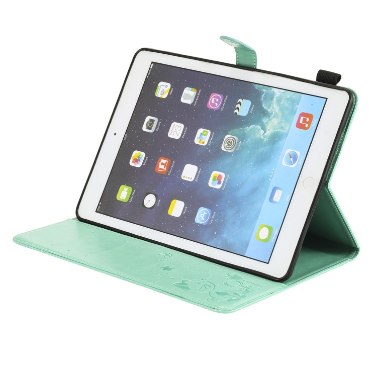 For iPad Air 2 / Air / 9.7 (2018) & (2017) Cat Bee Embossing Pattern Horizontal Flip Leather Case with Holder & Card Slots & Wallet & Pen Slot & Wake-up / Sleep Function(Green) - iPad 9.7 (2018) & (2017) Cases by buy2fix | Online Shopping UK | buy2fix