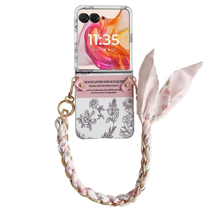 For Motorola Razr 50 Ultra Pearlescent Paint Painted PC Phone Case with DIY Scarf Bracelet(Sketch Flower) by buy2fix