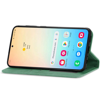 For Samsung Galaxy S25 5G Retro Skin Feel Magnetic Leather Phone Case(Green) by buy2fix