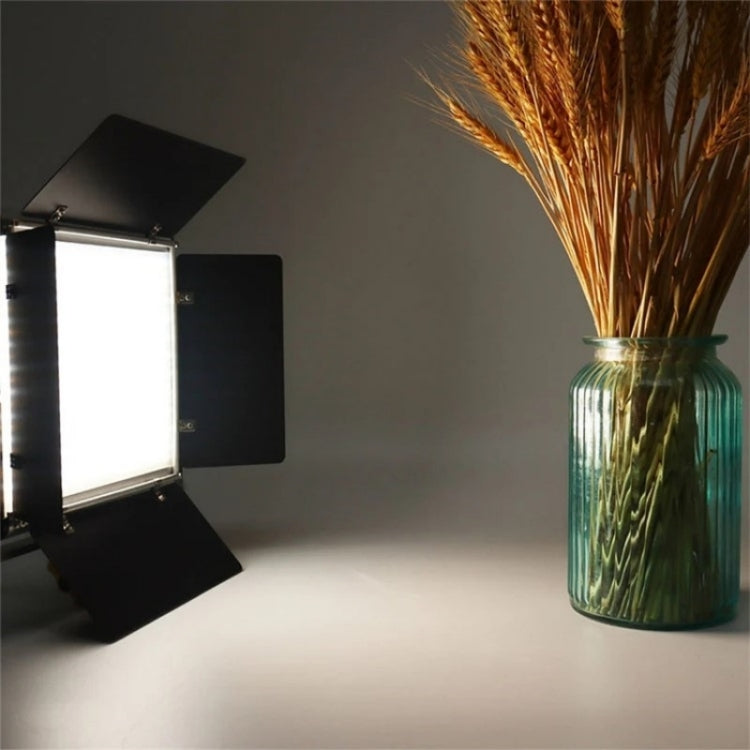 VLOGLITE W660S For Video Film Recording 3200-5600K Lighting LED Video Light with Tripod, Plug:UK Plug by VLOGLITE