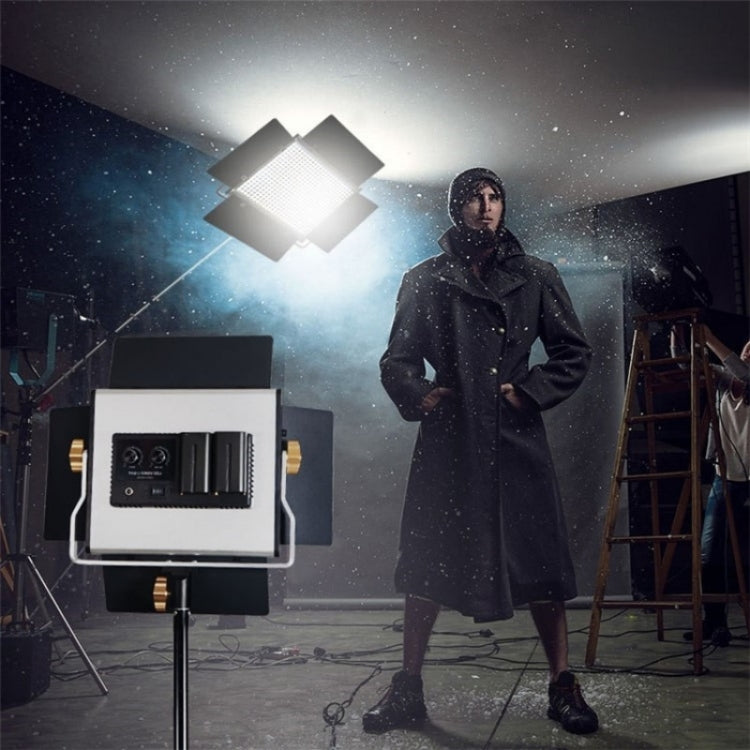 VLOGLITE W660S For Video Film Recording 3200-5600K Lighting LED Video Light with Tripod, Plug:UK Plug by VLOGLITE