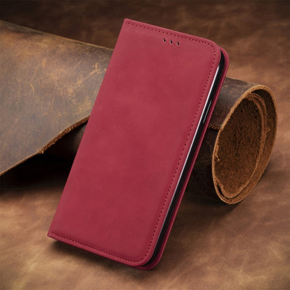 For Motorola Edge 2024 Retro Skin Feel Magnetic Flip Leather Phone Case(Red) by buy2fix