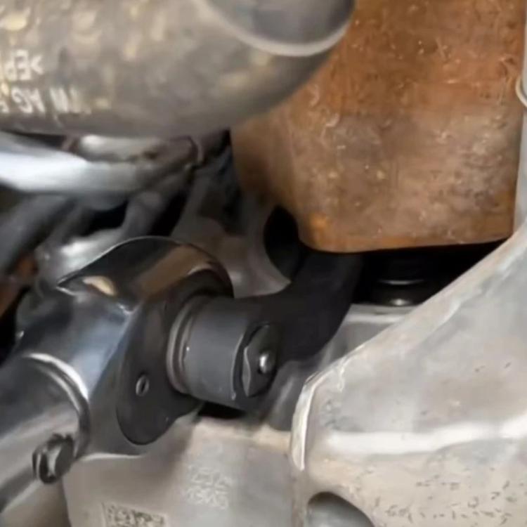 SYA0031435_B3.jpg@01af589800a2b67ec0aef3258a9bf039