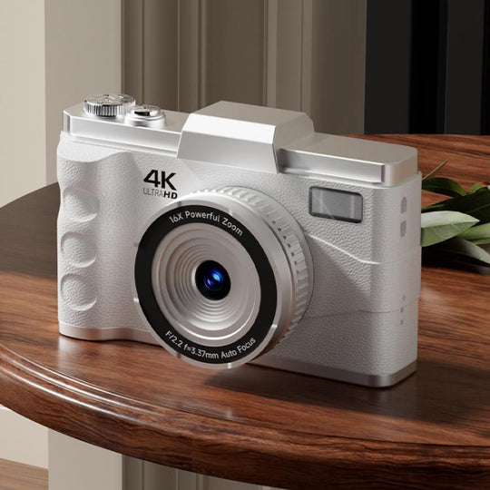 M11 3 Inch 4K Retro HD Camera Student CCD Digital Point-And-Shoot Camera(White)