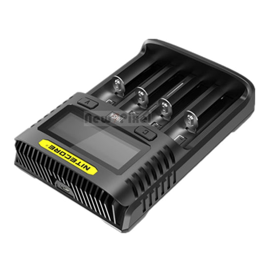 NITECORE Smart LCD Display Automatically Activates Repair USB 4-Slot Charger(UM4) by NITECORE